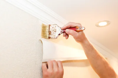 Pose de papier peint à Basse-Rentgen — revêtements muraux et toiles de verre